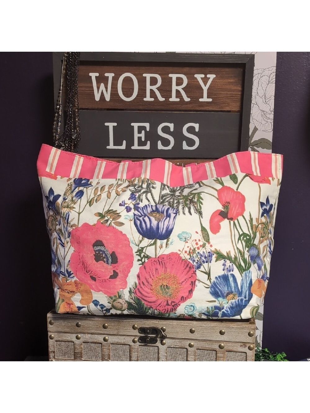 Canvas Botanical Tote - Pink and Purple - Estee Lauder